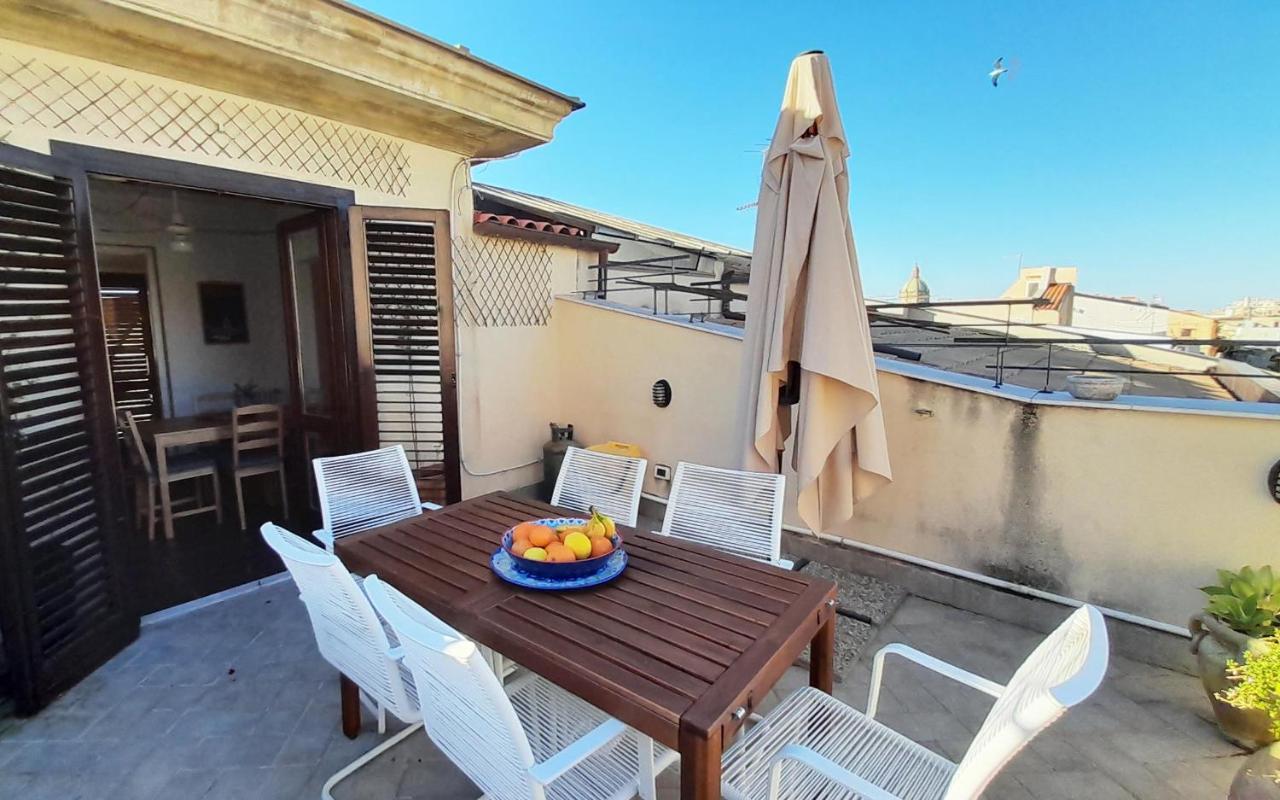 Terrace With View Attic In Old Town Ballarhome Palermo Exterior photo